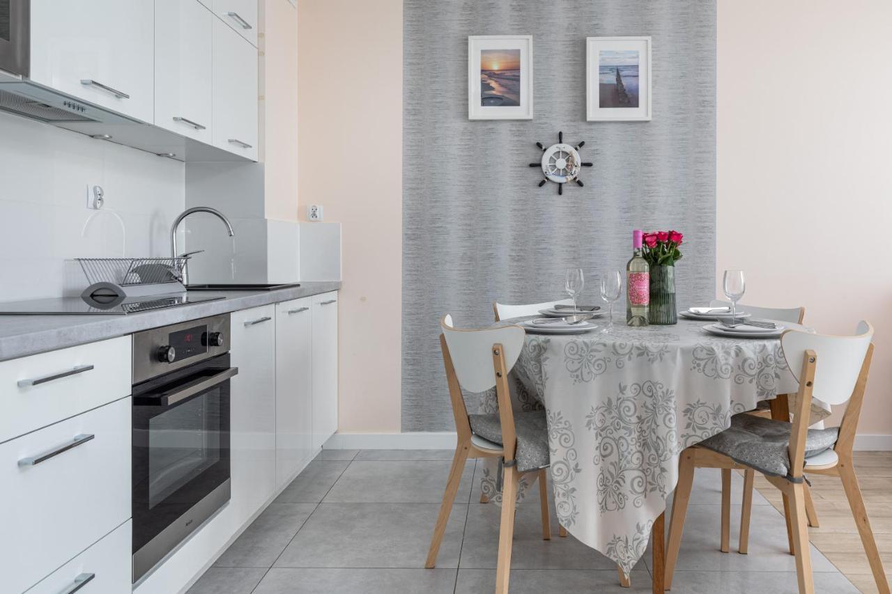 Blizej Morza II Apartament Z Garazem By Renters Apartment โควอบเซก ภายนอก รูปภาพ